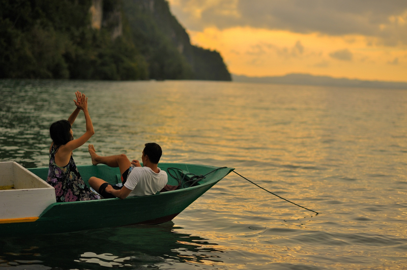 Take the boat out. Push the boat out. Стамбул бот трип. Катер для длительных путешествий. Take the boat out.
